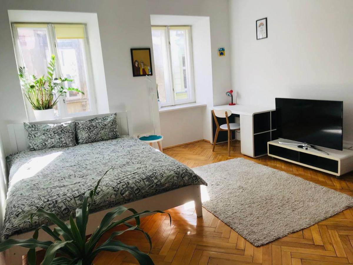 Berlin Apartment Λβιβ Εξωτερικό φωτογραφία